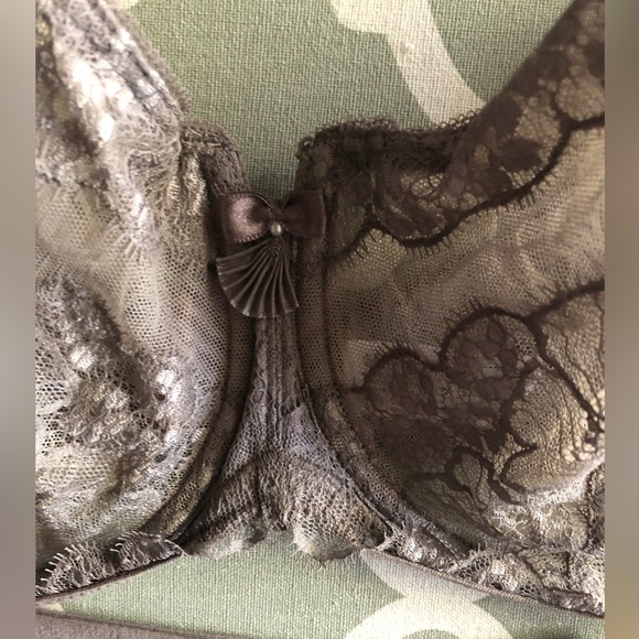 HIGH END LINGERIE WACOAL BRA AND PANTIE SET40C, PANTY ONE SIZE FITS ALL S-XL.. - Picture 1 of 6